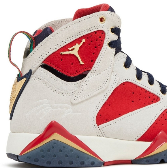 The Air Jordan 7 Retro 'New Sheriff in Town' Trophy Room - 10(m) - Picture 8 of 10